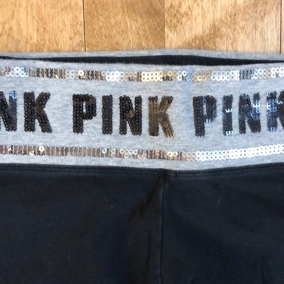 2 pair women’s leggings size S, one PINK - Picture 2 of 6